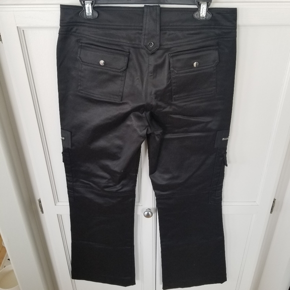 Y2K Black Cache Cargo Pants - Picture 2 of 7